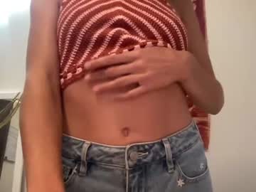 girl
        yourfavoritegirl_ cam image #1390394