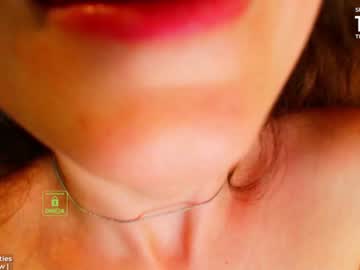 girl
        demurelixir cam image #4378601