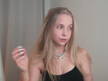 girl
        appr0ved cam image #3658915