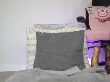 girl
        petite_fuck cam image #3432018
