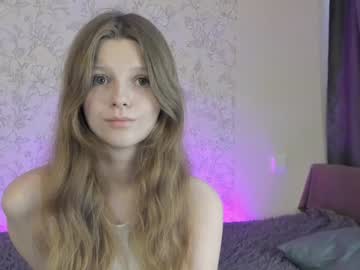 girl
        alainaestrada cam image #2707715