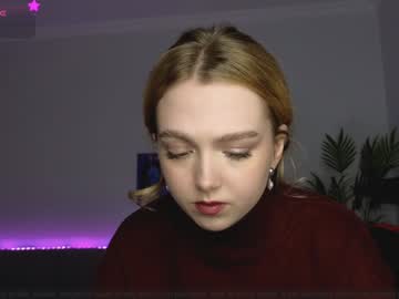 girl
        small_blondee cam image #5547245