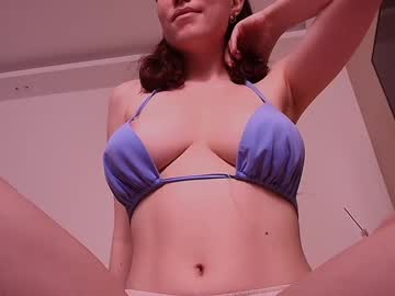 girl
        lilamytee1 cam image #5151716
