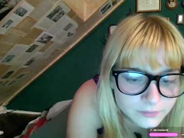 girl
        seductivebitxh cam image #5211725