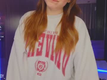 girl
        yes_ready cam image #4515916