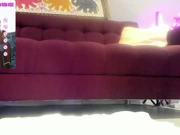 girl
        lucie_beltran cam image #1197601