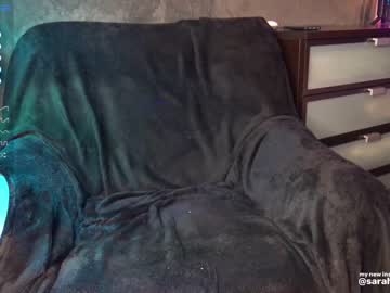 girl
        sarah__marlow__ cam image #774112