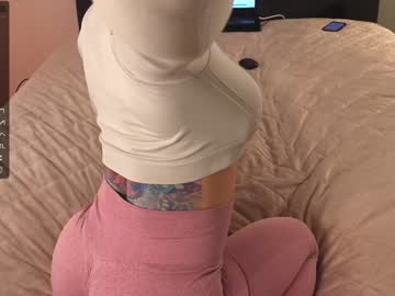 girl
        blondehottiekerry cam image #1280928