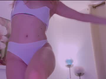 girl
        myassistant cam image #3214850