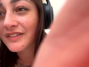 girl
        saylamoon cam image #5989451