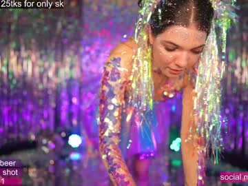 girl
        loollypop24 cam image #6741450