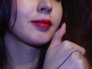 girl
        sarasuo cam image #6136792