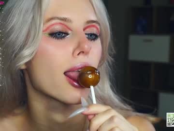 girl
        audreycarvin cam image #4722118
