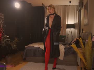 girl
        bronnica cam image #3953517