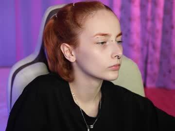 girl
        severs_enigma cam image #5412650