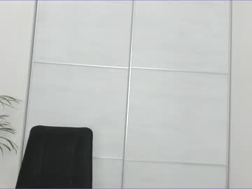 girl
        elizabeth__gray cam image #87449