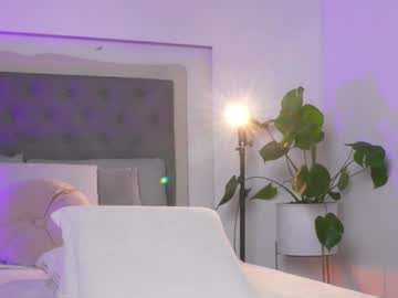 girl
        victoria__rossi cam image #6682476