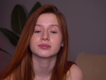 girl
        toxl cam image #3794904