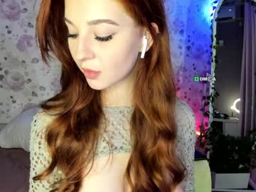 girl
        zoe__0 cam image #2782752