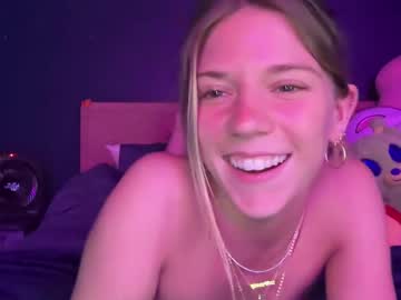 girl
        oliviahansleyy cam image #6916241