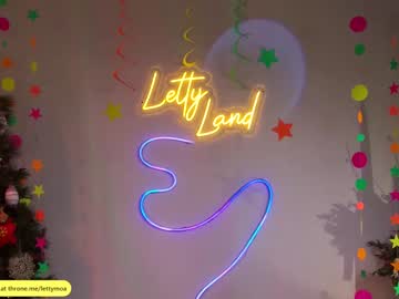 girl
        lettymoa cam image #508537