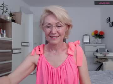 girl
        jasmin18v cam image #6473735