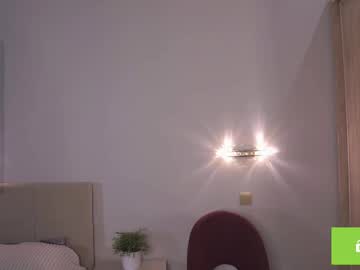 girl
        fannyedger cam image #6791374