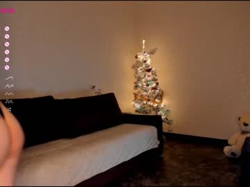 girl
        juliacontrol cam image #686341