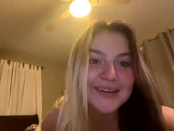 girl
        elliebbyxx cam image #4221967