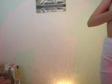 girl
        sunrisealice cam image #2439131