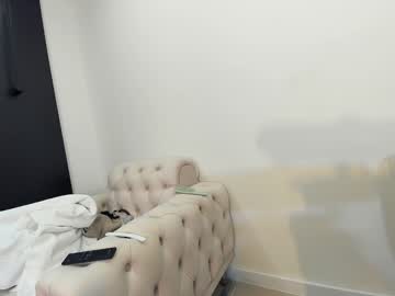 girl
        ehotlovea cam image #5723394