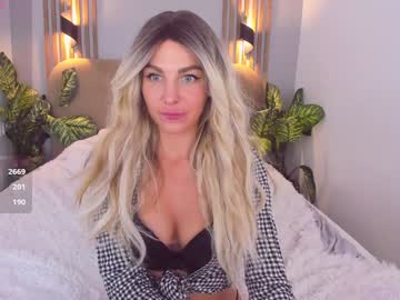 girl
        candice_jenkin cam image #5065357