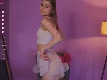 girl
        alisia_spinnet cam image #3103340