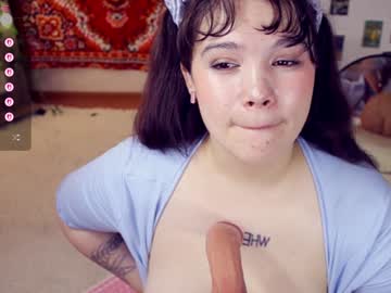 girl
        chery_lady22 cam image #6992515