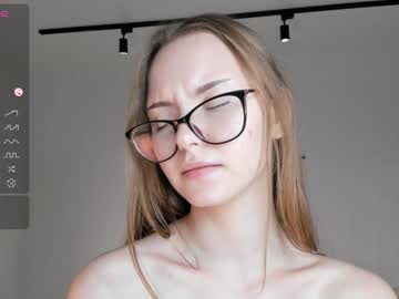 girl
        gemmacockayne cam image #4881763