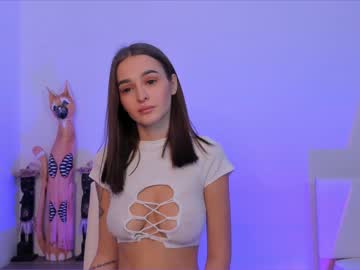 girl
        elizabeth__gray cam image #351229