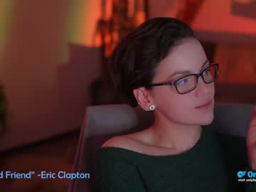 girl
        tiffanyriox cam image #4157050