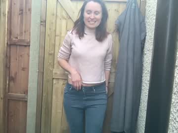 girl
        eatmypie69 cam image #3765447