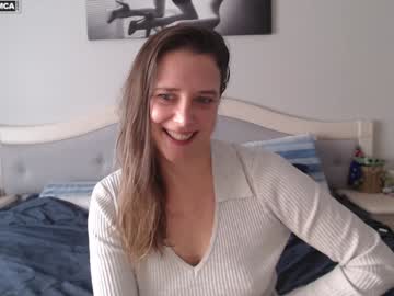 girl
        bluexstacey cam image #6960576