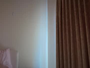 girl
        sieena cam image #6778816