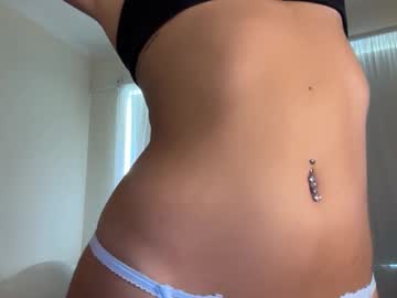 girl Live Cam Girls Love To Strip Naked For Their Viewers with itskatiee