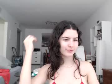 girl
        frenchava cam image #2653409