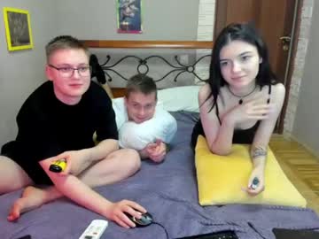 couple
        sambradleyy cam image #1541440