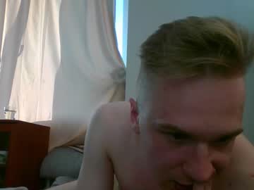 couple
        chemicalbae cam image #1701590