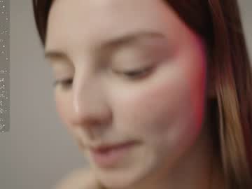 girl
        floret_joy cam image #3164166