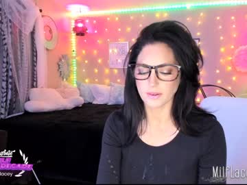girl
        milf_lacey cam image #340238