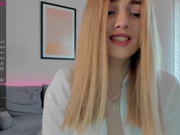 girl
        brilliantvictoria cam image #1452142