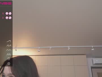 girl
        oki_dokie cam image #2126347