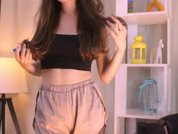 girl
        angella_taylor cam image #1942819