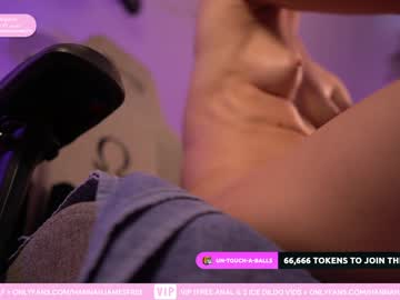 girl
        hannahjames710 cam image #1293438